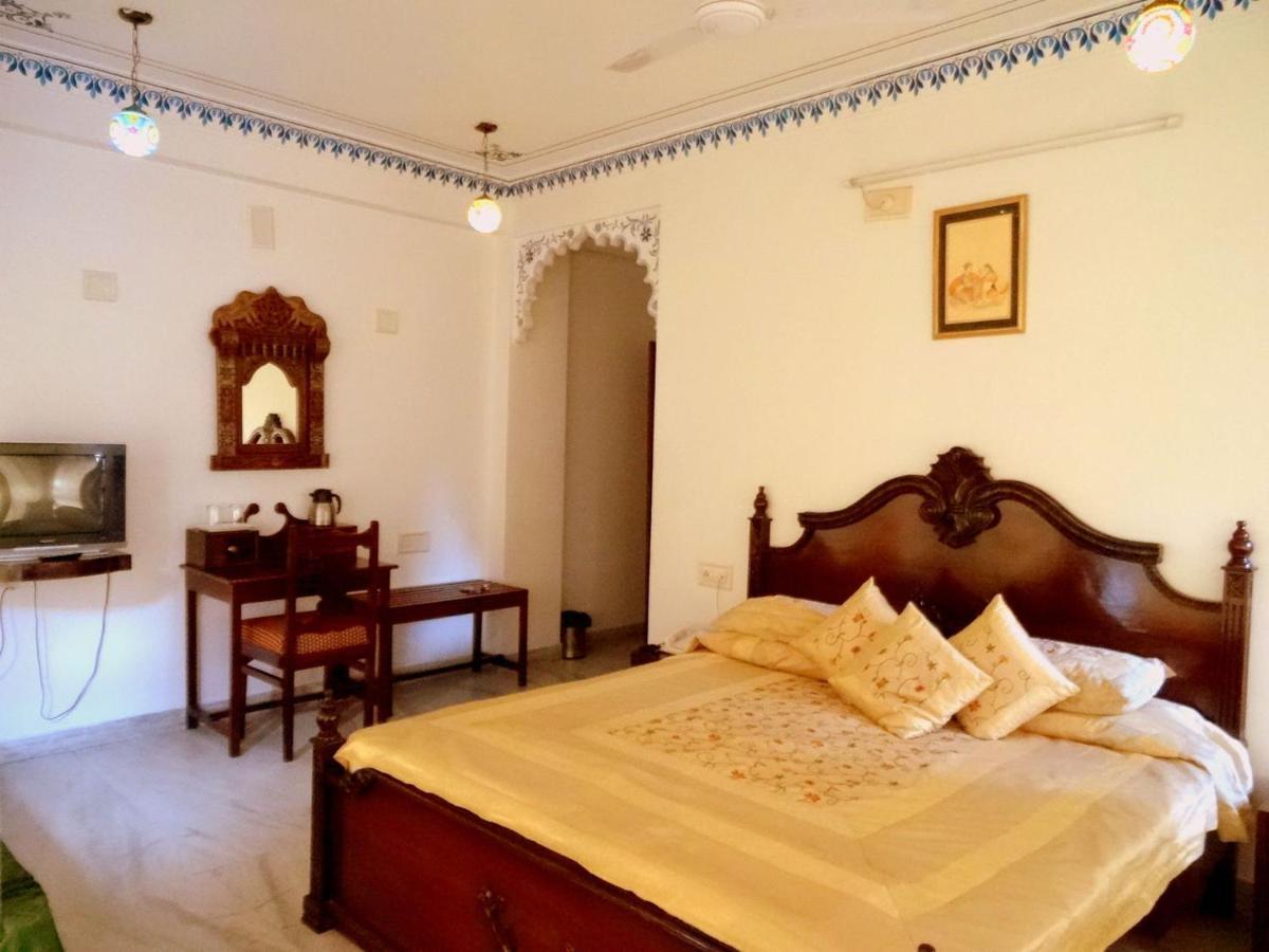 Hotel Pichola Haveli Udaipur Esterno foto